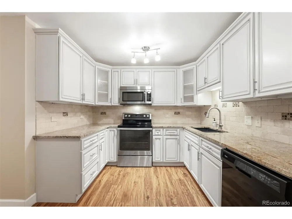 655 S Alton Way #655-10A Denver, CO 80247