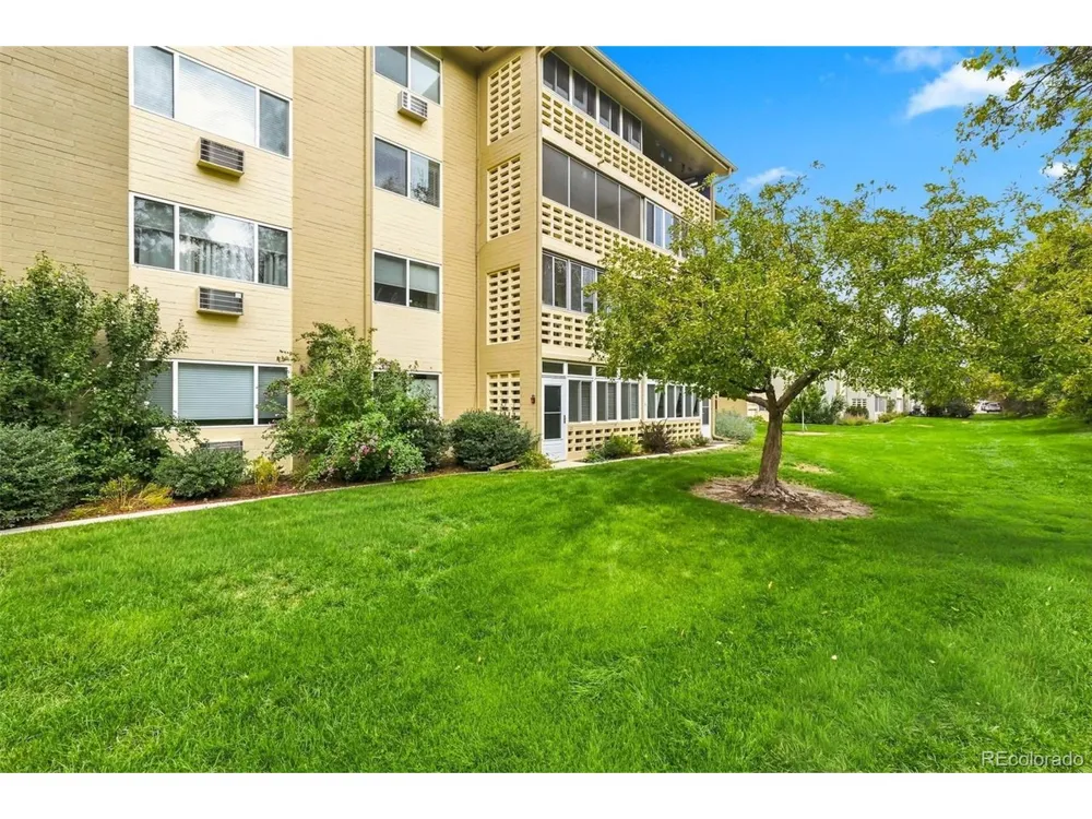 655 S Alton Way #655-10A Denver, CO 80247