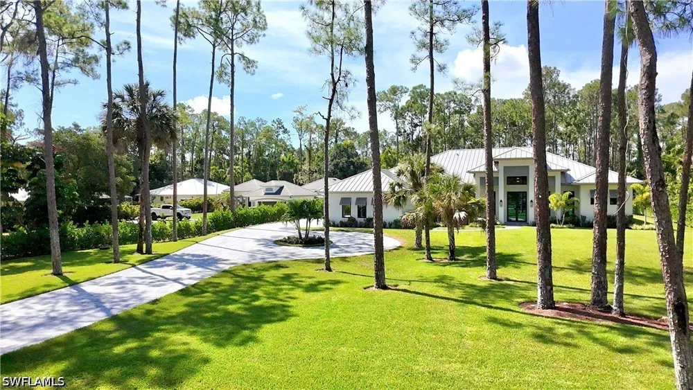 Sycamore Drive Naples, FL 34119