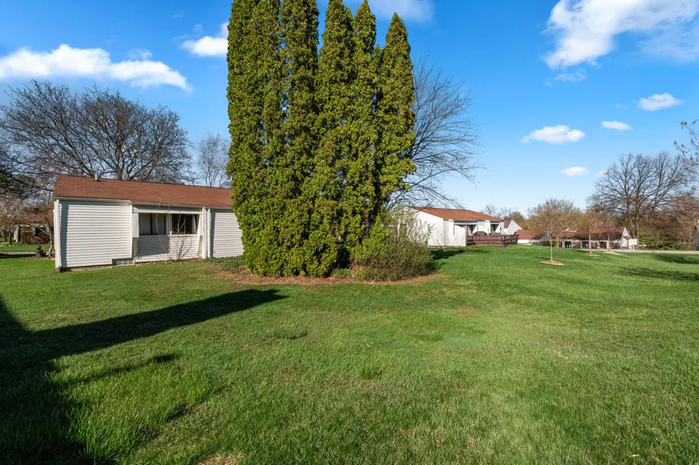 5327 Fairway Court West Bloomfield, MI 48323