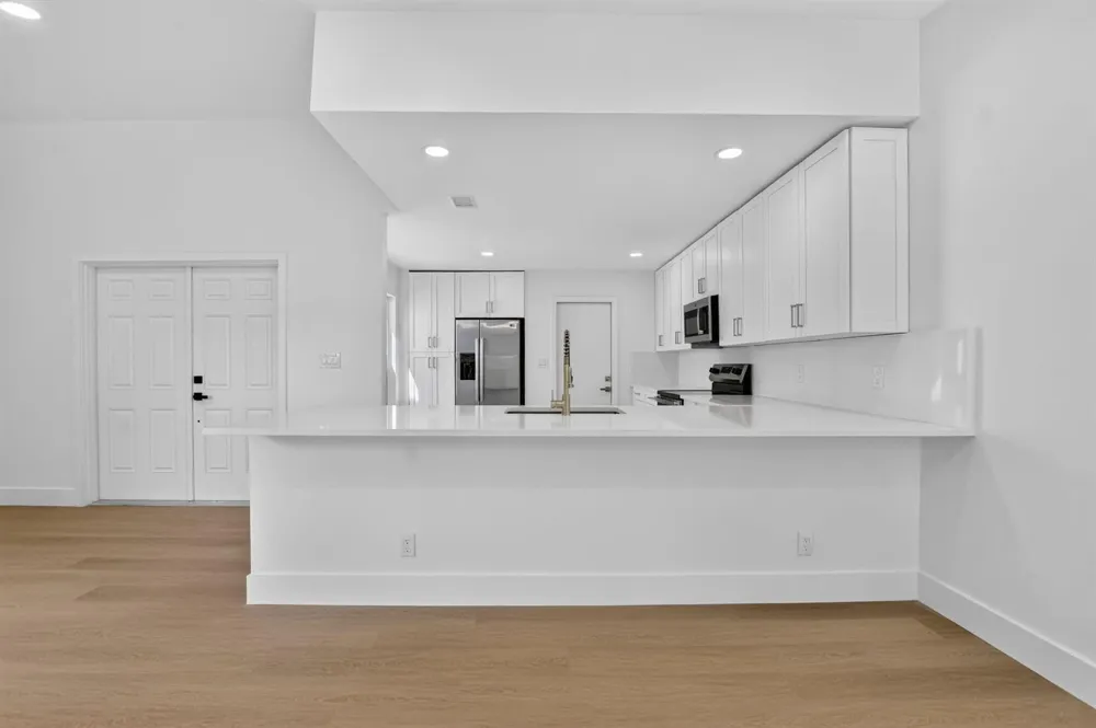 386 NW 40th Terrace Deerfield Beach, FL 33442