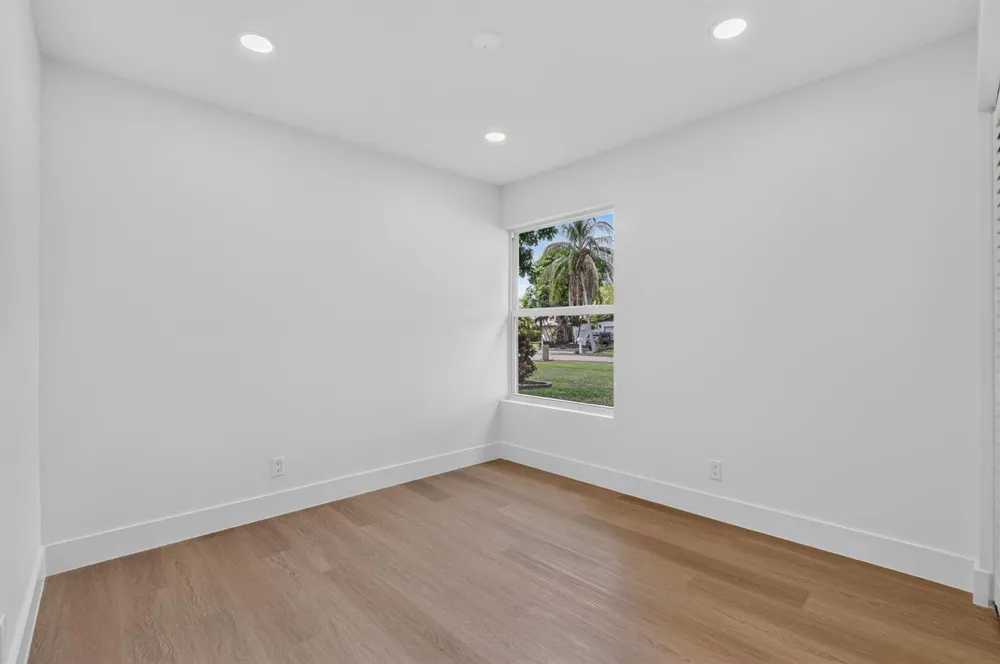 386 NW 40th Terrace Deerfield Beach, FL 33442