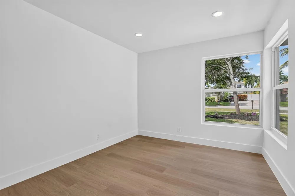 386 NW 40th Terrace Deerfield Beach, FL 33442