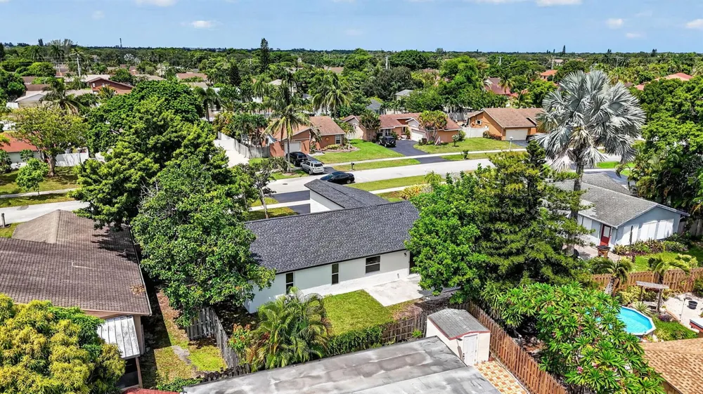 386 NW 40th Terrace Deerfield Beach, FL 33442
