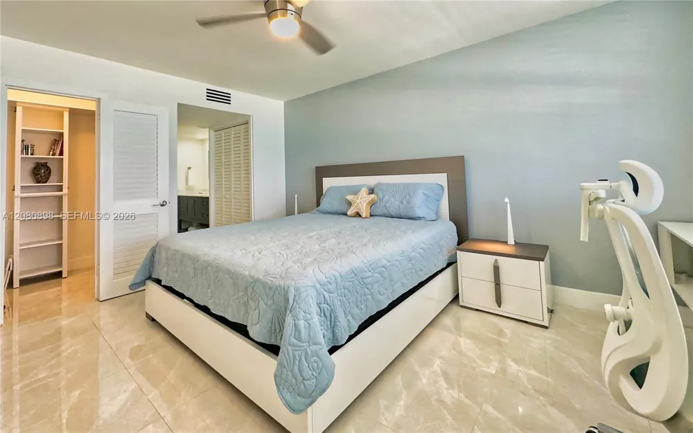 5701 Collins Ave #908 Miami Beach, FL 33140