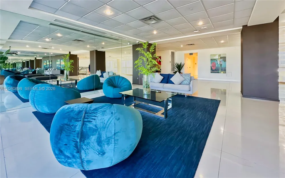 5701 Collins Ave #908 Miami Beach, FL 33140