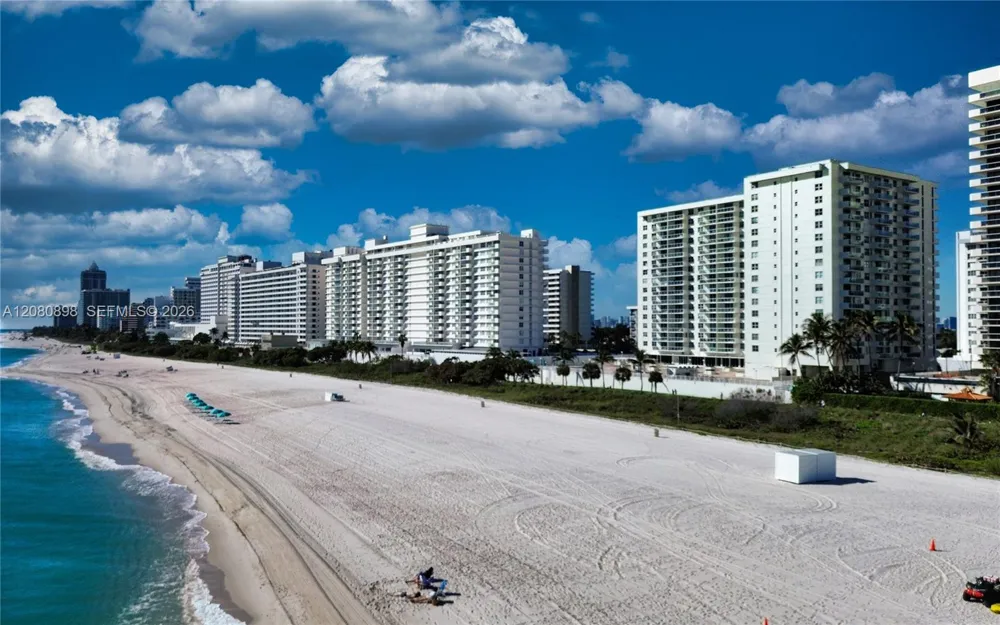 5701 Collins Ave #908 Miami Beach, FL 33140