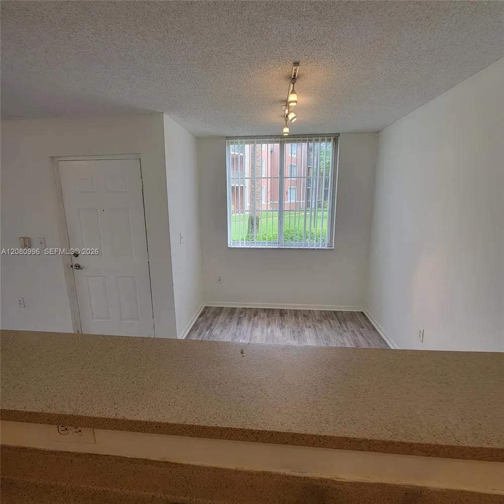 7824 Sonoma Springs Cir #101 Lake Worth, FL 33463