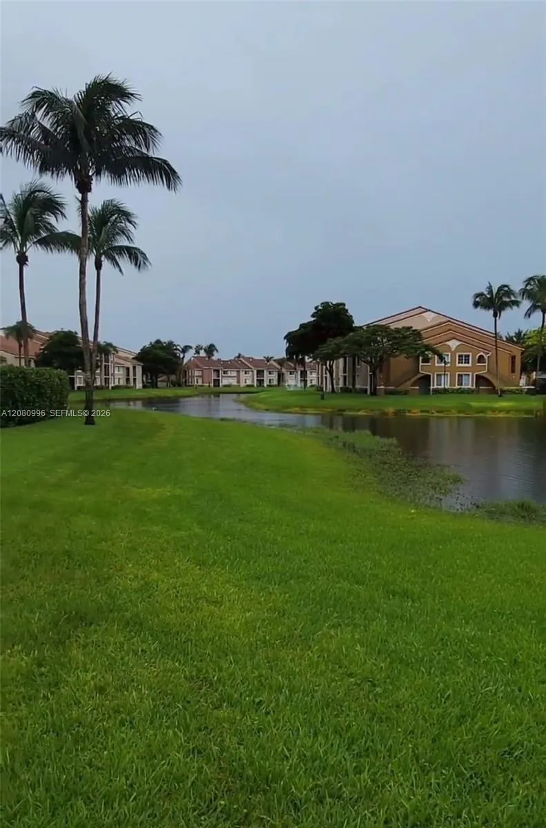 7824 Sonoma Springs Cir #101 Lake Worth, FL 33463