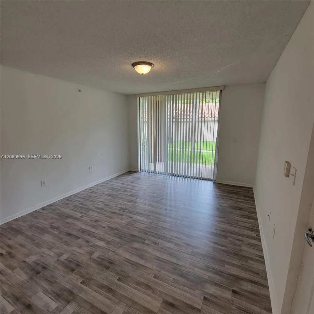 7824 Sonoma Springs Cir #101 Lake Worth, FL 33463