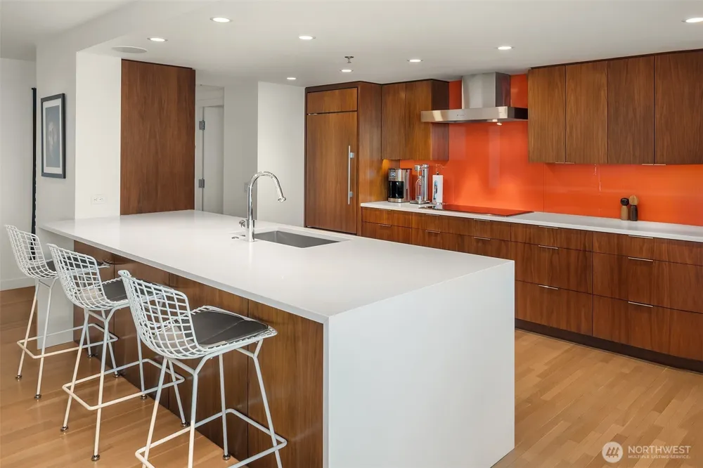 2000 1st Avenue #1602 Seattle, WA 98121
