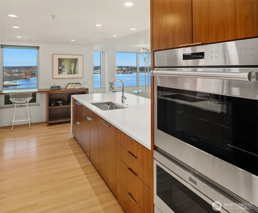 2000 1st Avenue #1602 Seattle, WA 98121