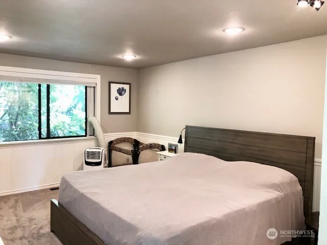11426 105th Place NE Kirkland, WA 98033