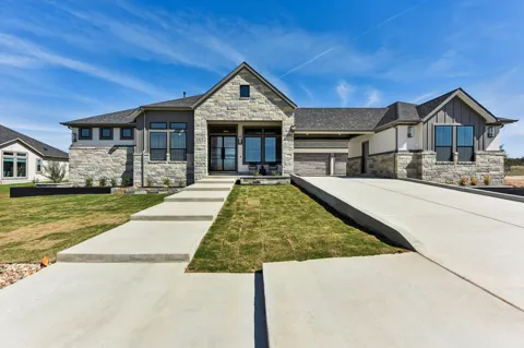 108 Ruffin Circle