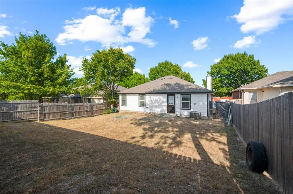 7739 Buford Drive Dallas, TX 75241