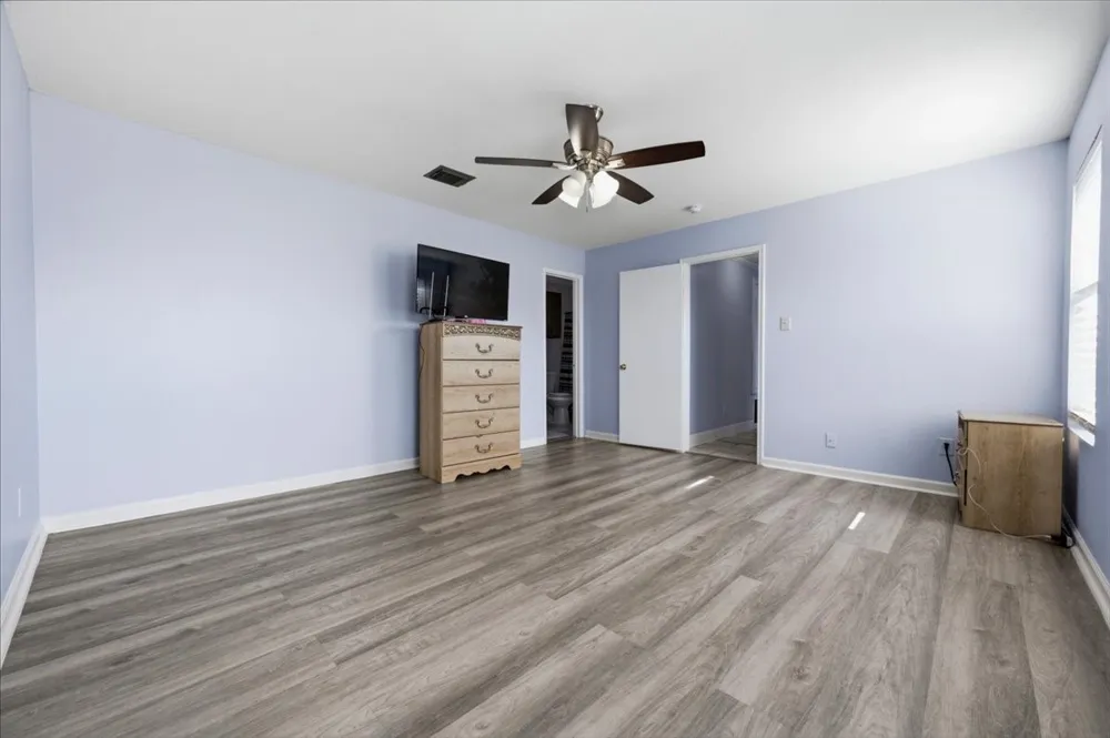 7739 Buford Drive Dallas, TX 75241