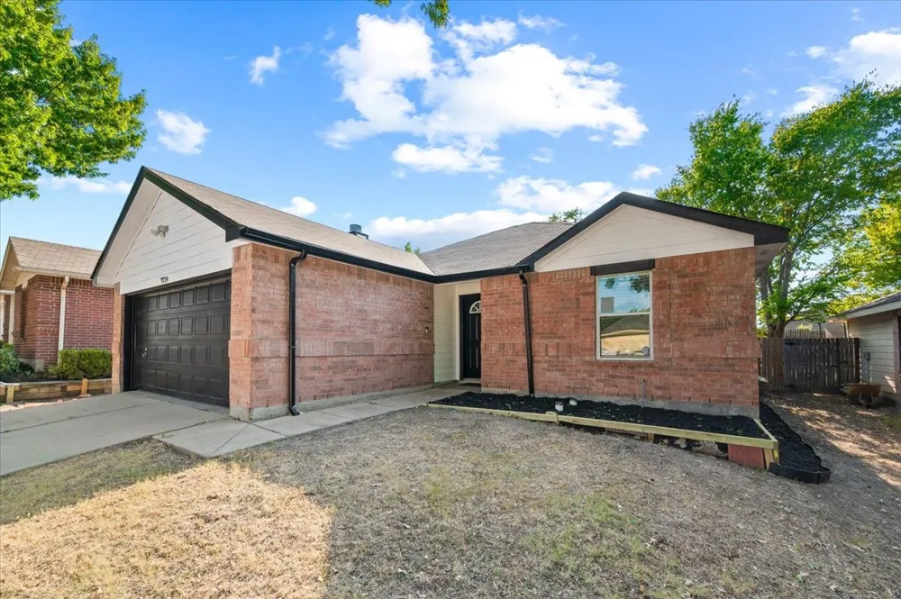 7739 Buford Drive Dallas, TX 75241