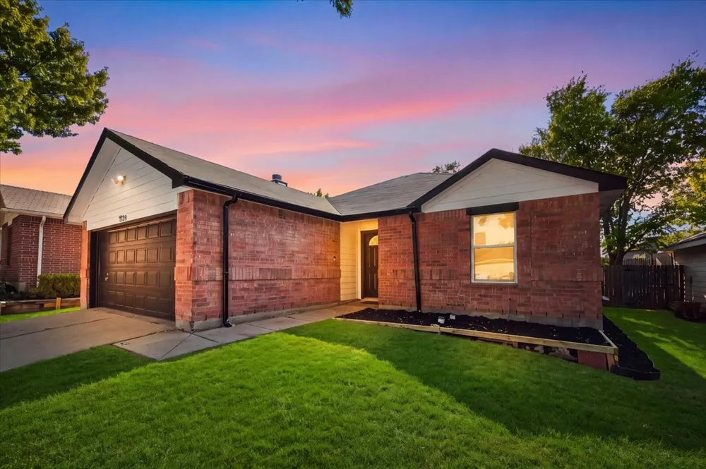 7739 Buford Drive Dallas, TX 75241