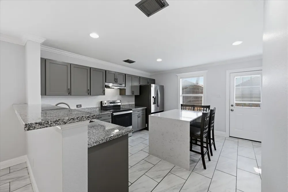 7739 Buford Drive Dallas, TX 75241