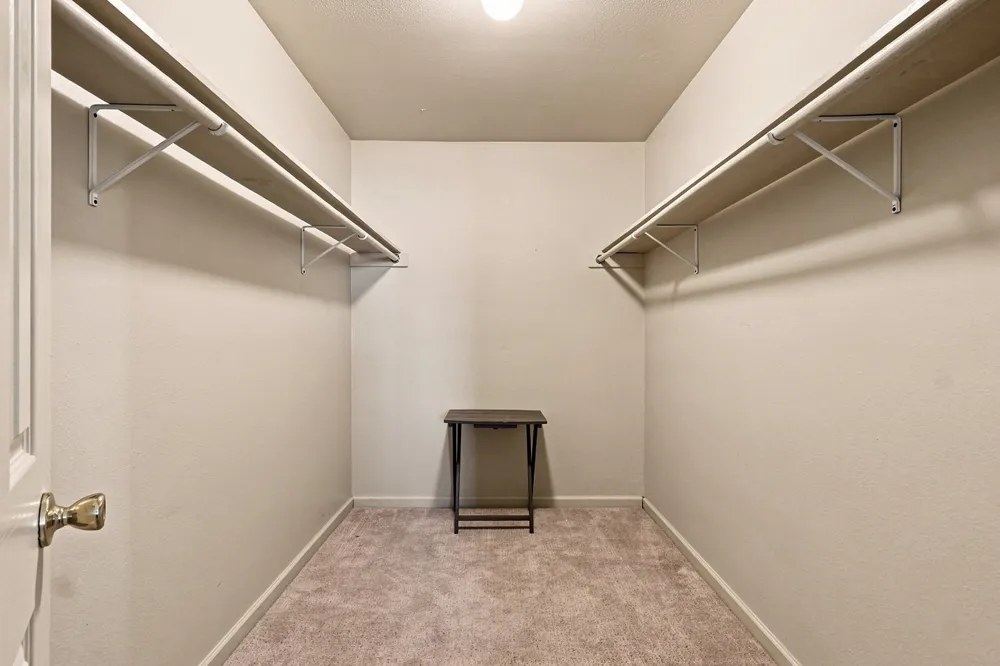 2335 Bethurum Avenue Dallas, TX 75215