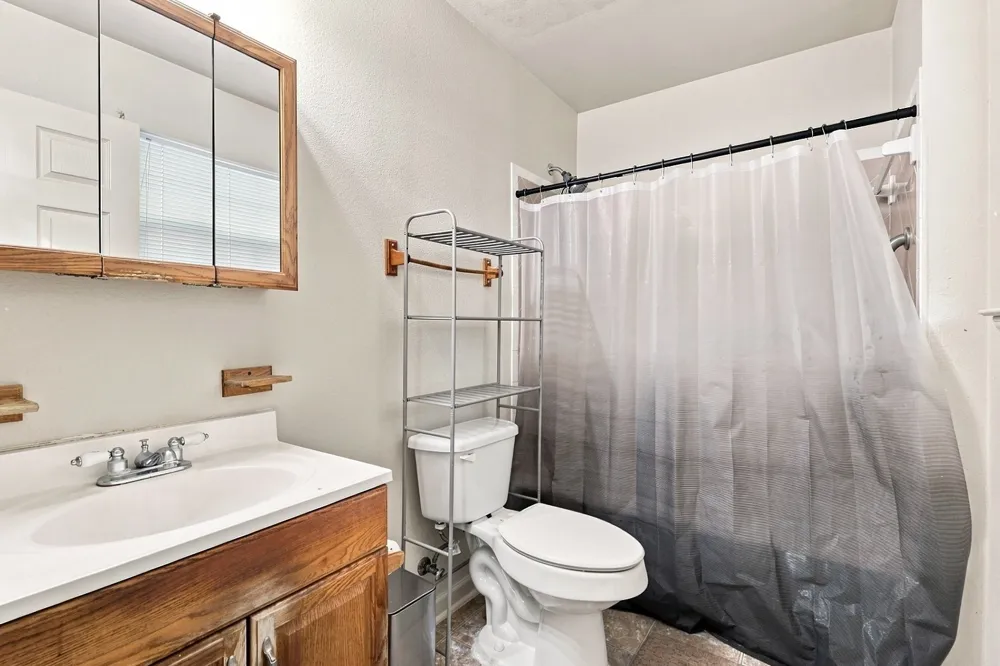2335 Bethurum Avenue Dallas, TX 75215