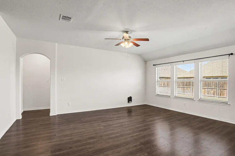 127 Longhorn Pass Caddo Mills, TX 75135