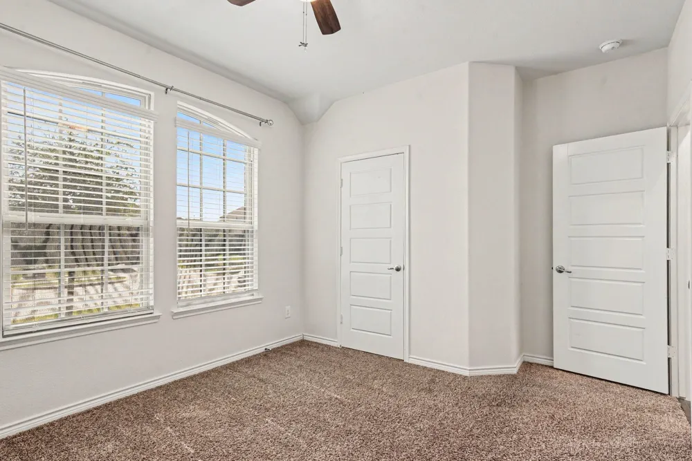 127 Longhorn Pass Caddo Mills, TX 75135