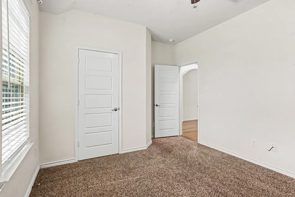 127 Longhorn Pass Caddo Mills, TX 75135