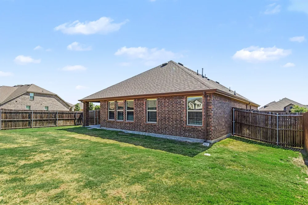 127 Longhorn Pass Caddo Mills, TX 75135