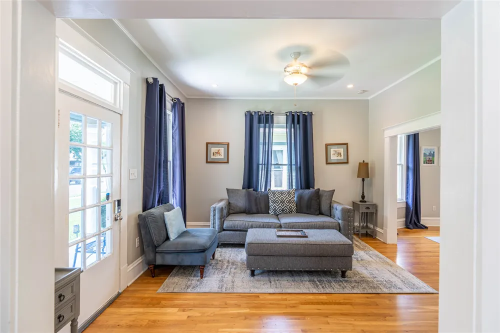 5511 Worth Street Dallas, TX 75214