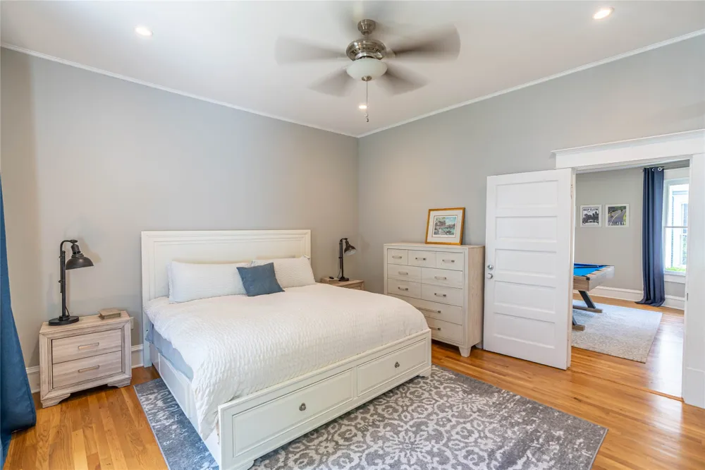 5511 Worth Street Dallas, TX 75214
