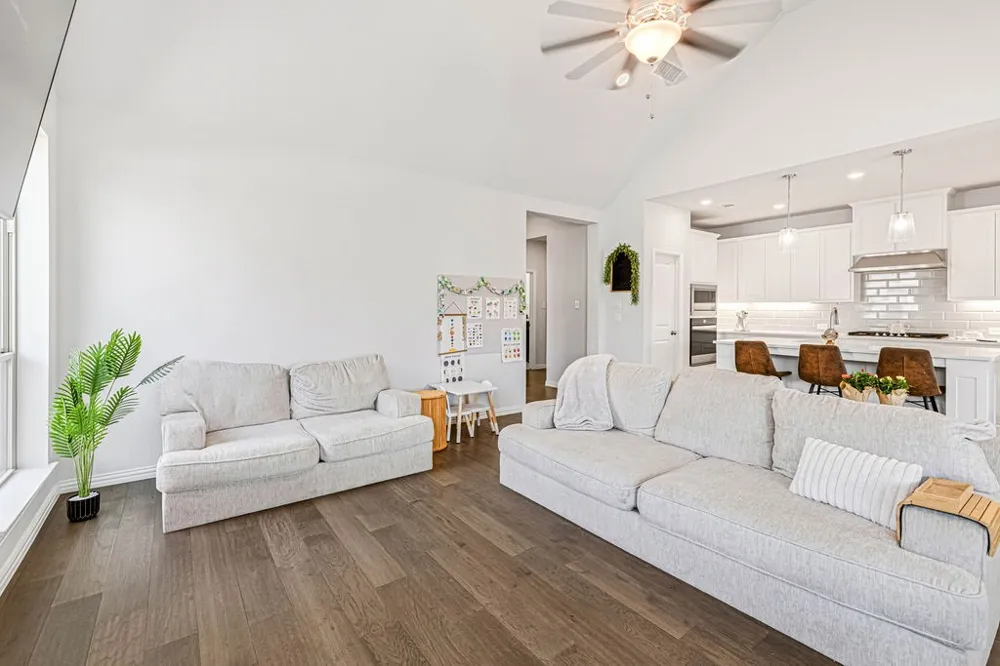 1009 Skyflower Lane Celina, TX 75009