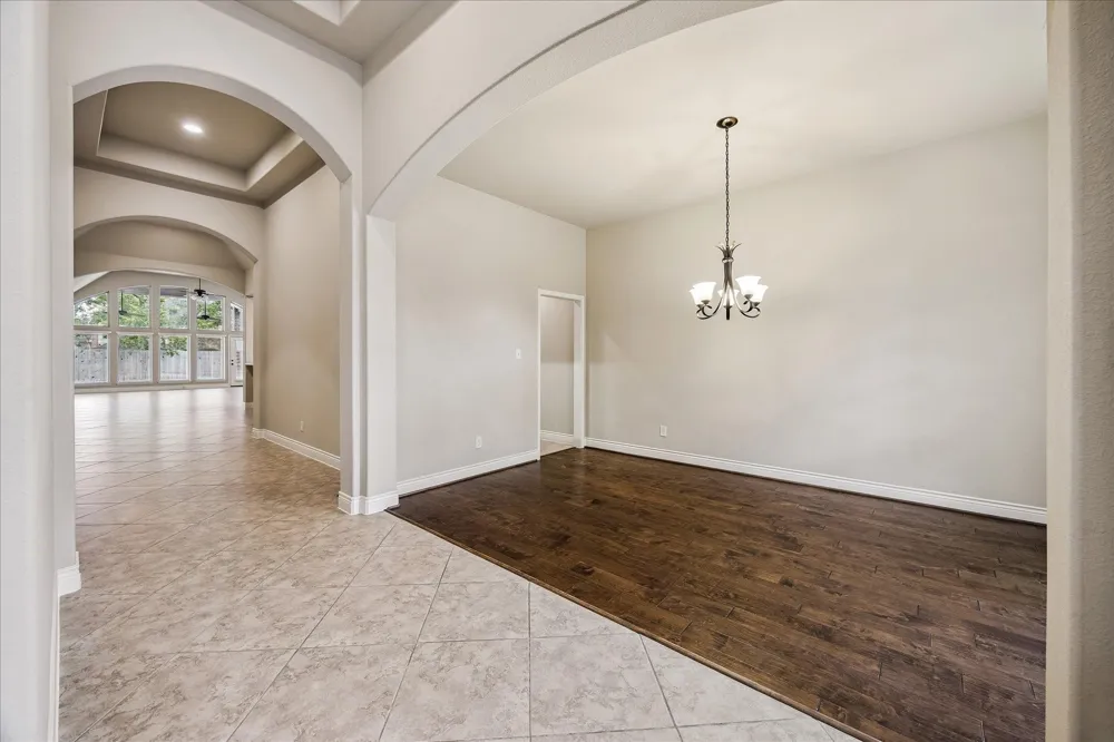 18638 Roslyn Springs Drive Spring, TX 77388