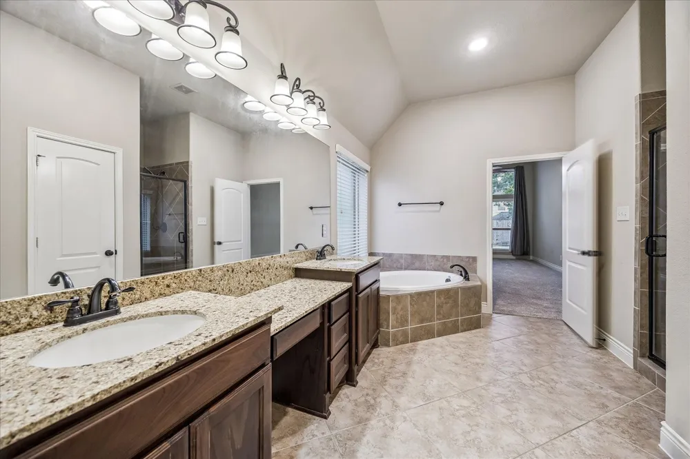 18638 Roslyn Springs Drive Spring, TX 77388