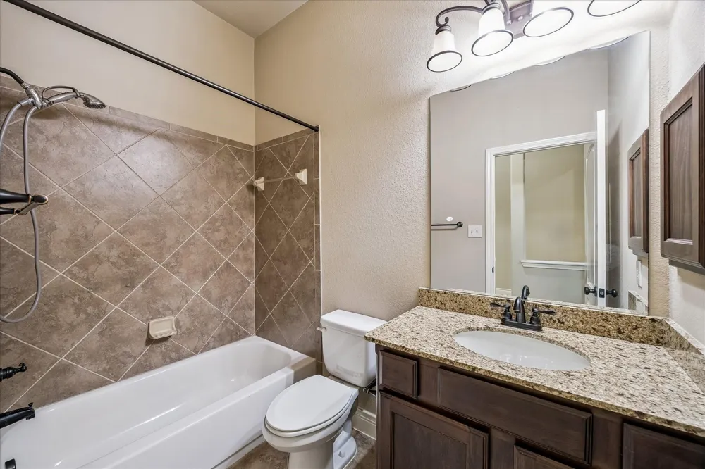 18638 Roslyn Springs Drive Spring, TX 77388