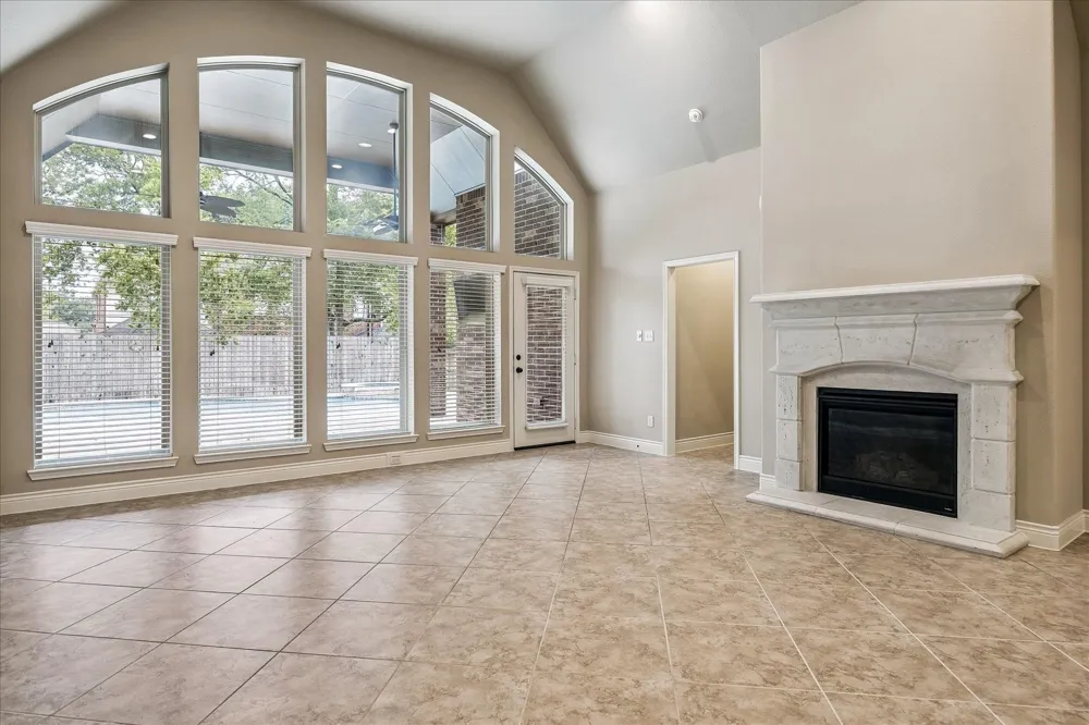 18638 Roslyn Springs Drive Spring, TX 77388