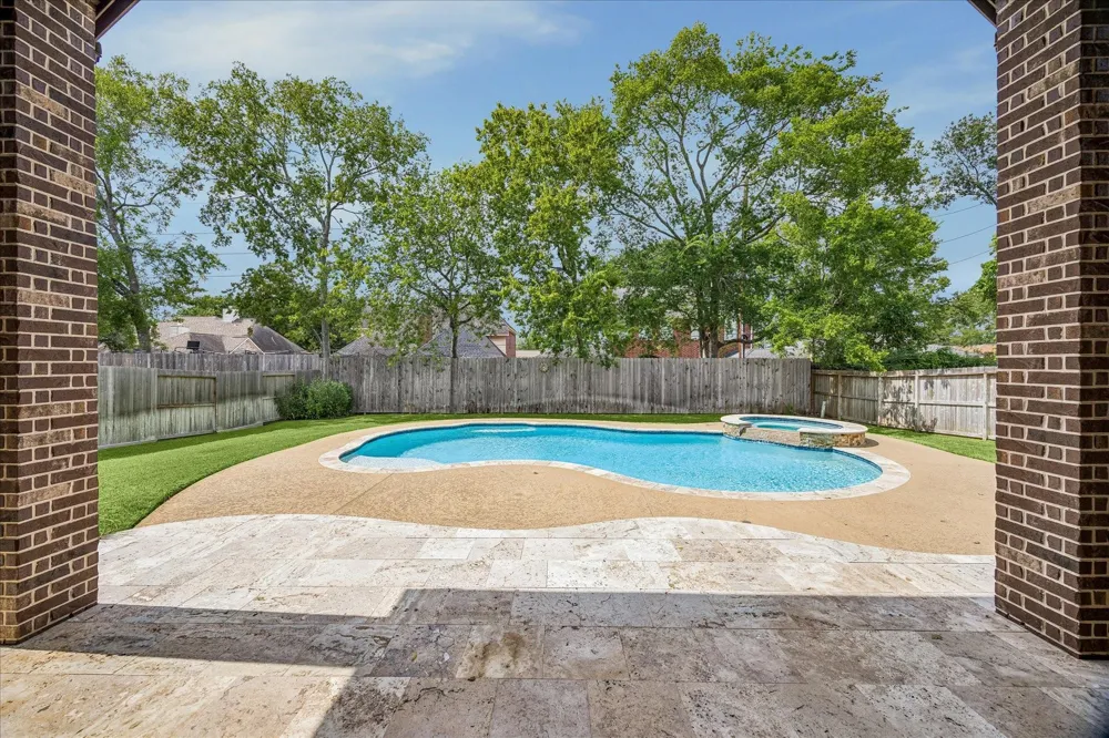 18638 Roslyn Springs Drive Spring, TX 77388