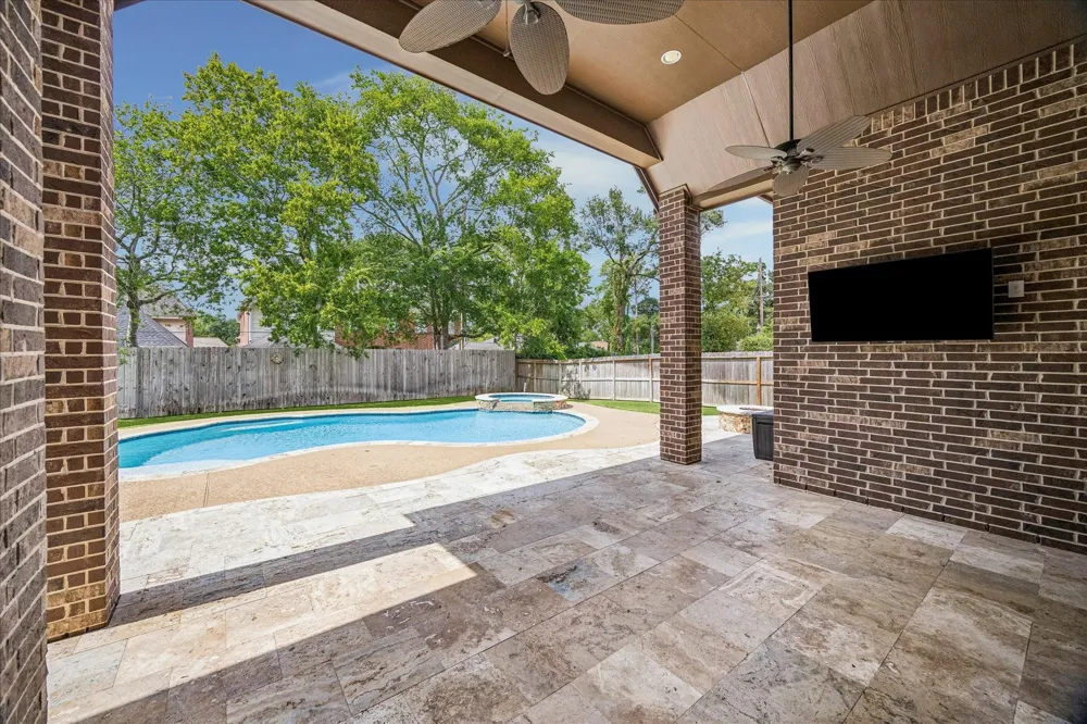 18638 Roslyn Springs Drive Spring, TX 77388