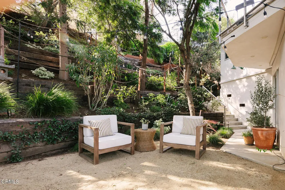 8008 Jorderr Avenue Los Angeles, CA 90046