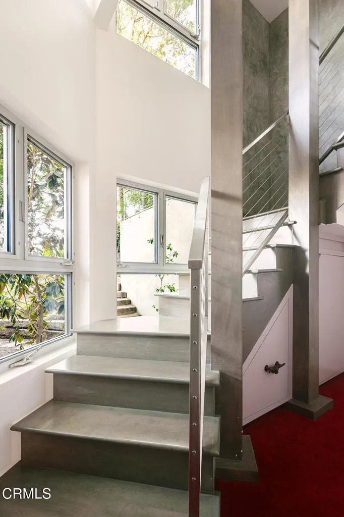 8008 Jorderr Avenue Los Angeles, CA 90046