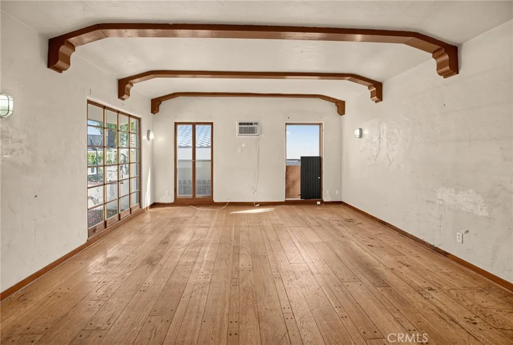 1791 Navarro Pasadena, CA 91103