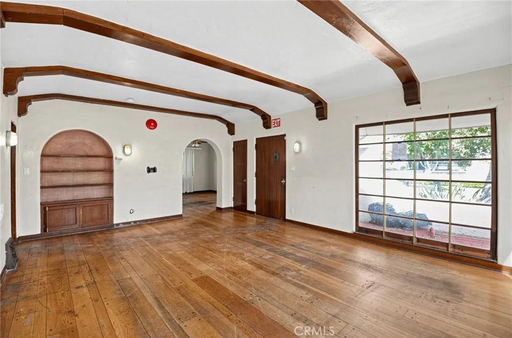 1791 Navarro Pasadena, CA 91103