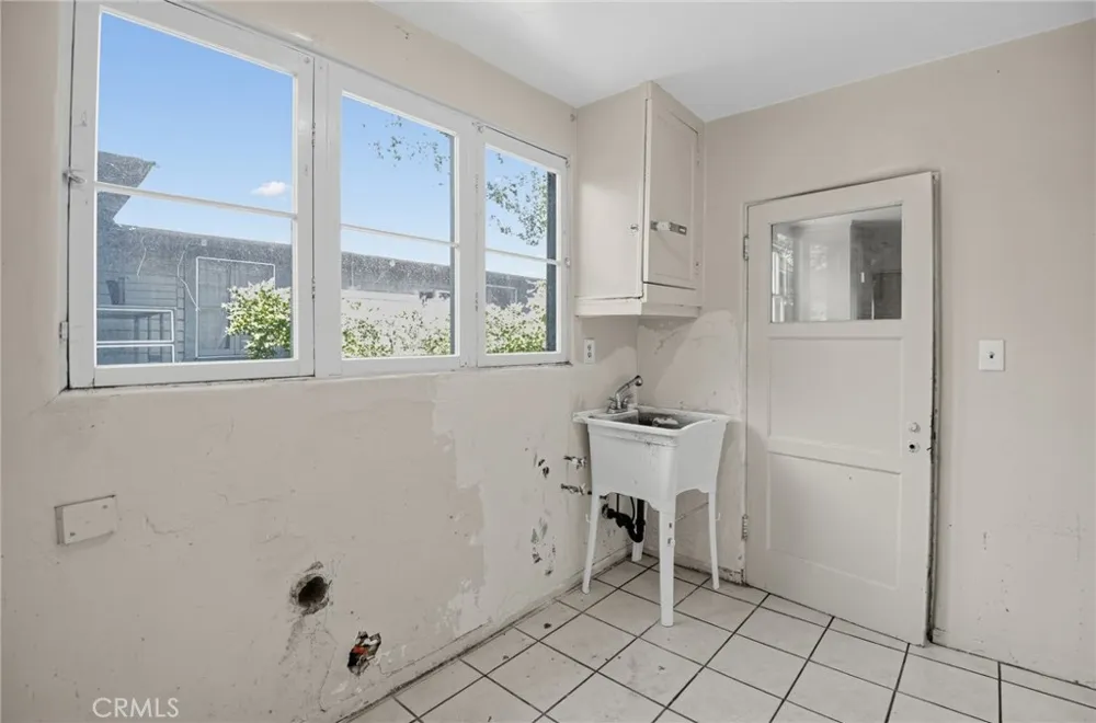 1791 Navarro Pasadena, CA 91103
