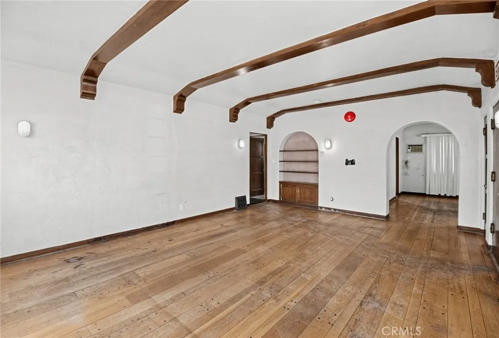 1791 Navarro Pasadena, CA 91103