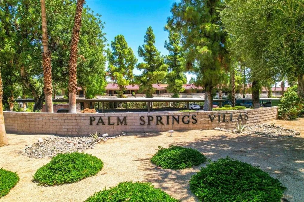 2860 Los Felices Road #101 Palm Springs, CA 92262