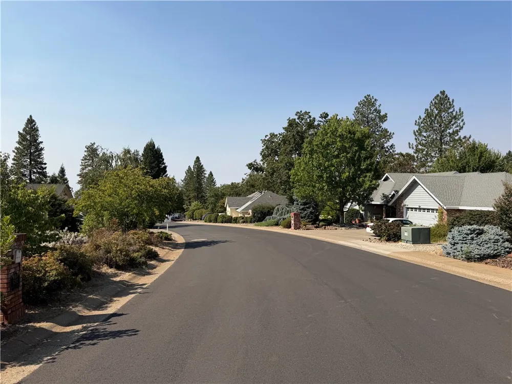 5292 Harrison Paradise, CA 95969