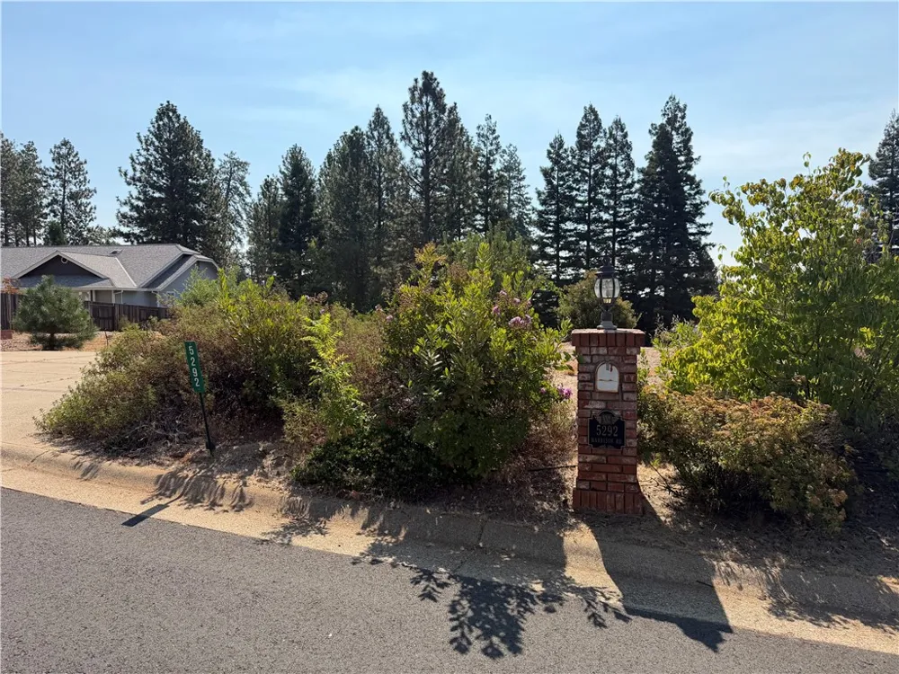 5292 Harrison Paradise, CA 95969