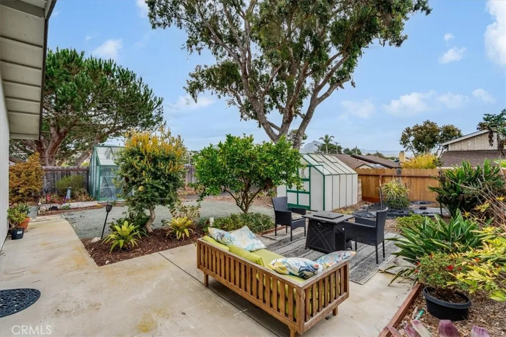 1536 15th Los Osos, CA 93402