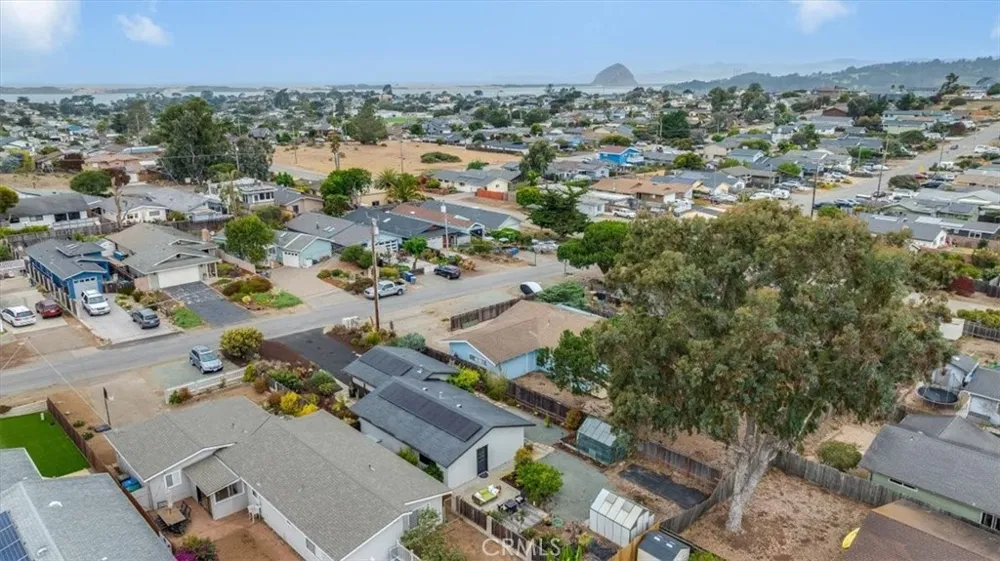 1536 15th Los Osos, CA 93402