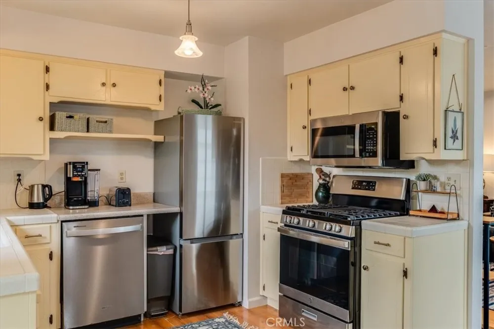 1536 15th Los Osos, CA 93402